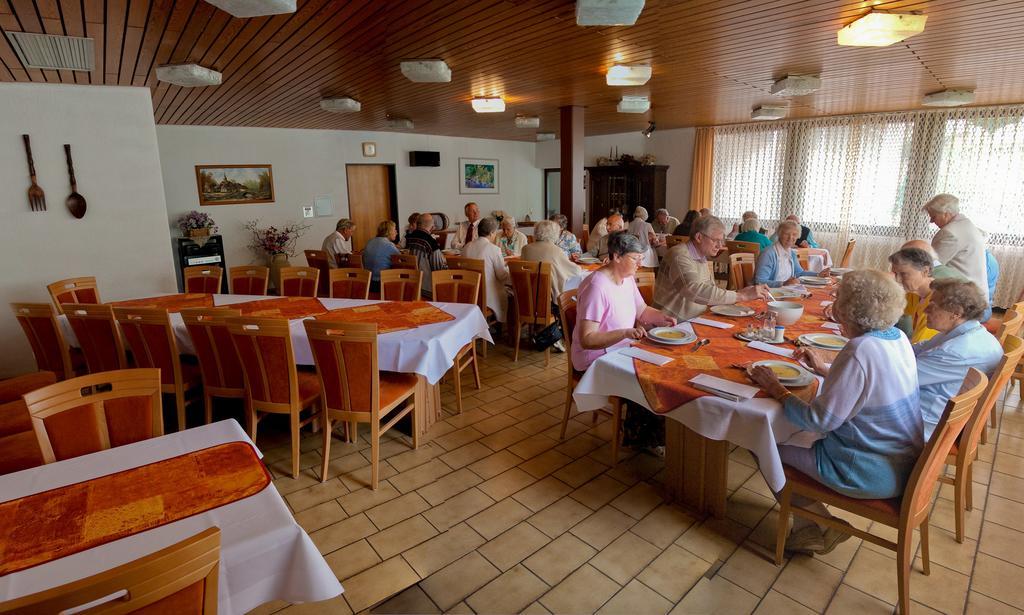 Hotel Am Lingelbach Knüllwald Kültér fotó