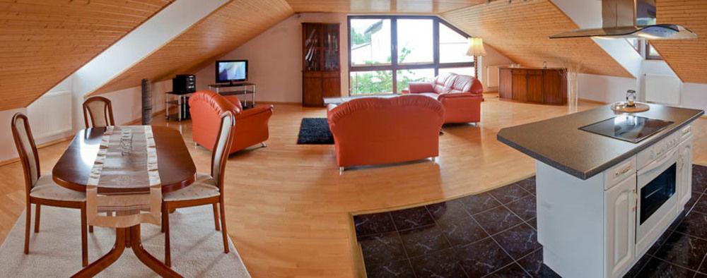 Hotel Am Lingelbach Knüllwald Kültér fotó
